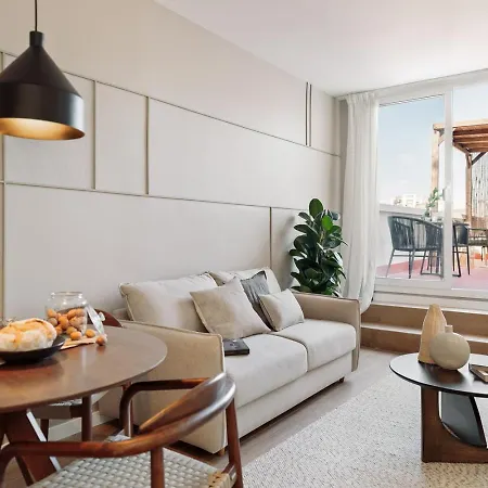 Isola - 1 Bedroom And Terrace In Eixample Dreta *