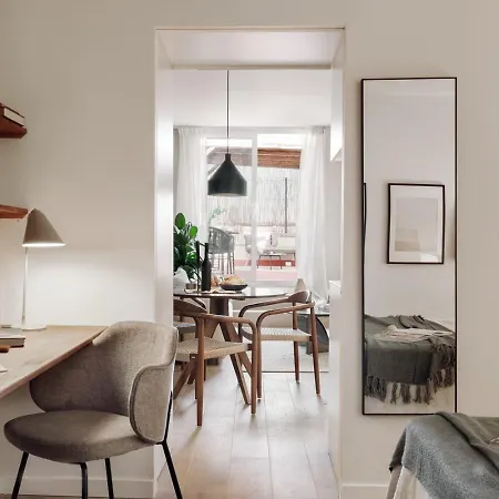 Isola - 1 Bedroom And Terrace In Eixample Dreta Apartment *
